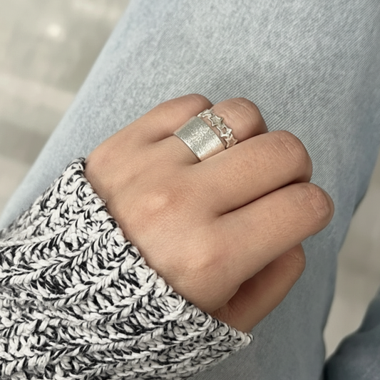 Glow-in-the-Dark Star Ring